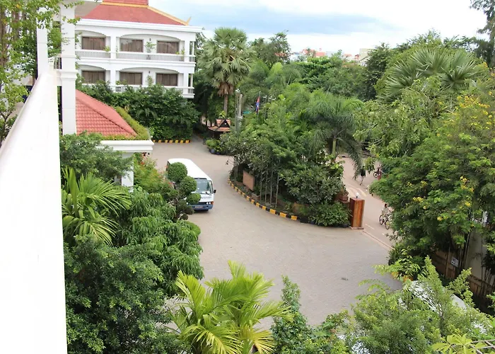 Отель Lin Ratanak Angkor 4*